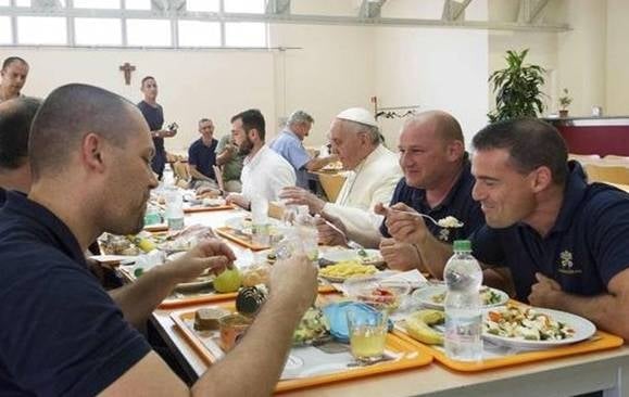 FOTO DEL PAPA 2